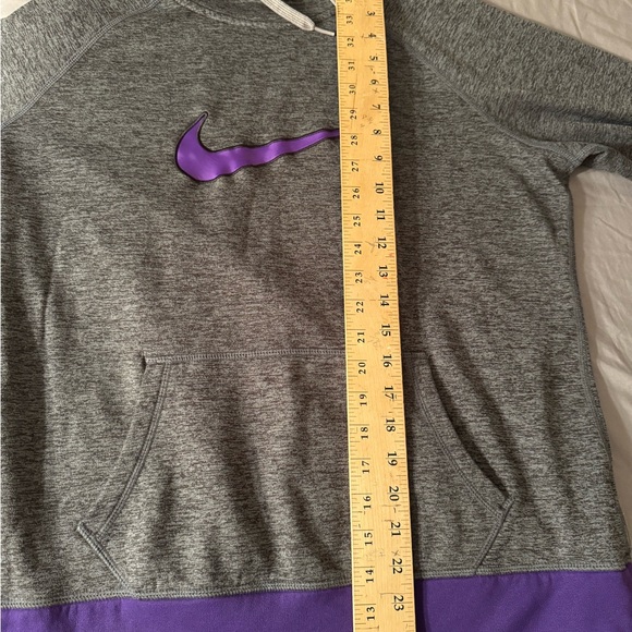 Nike Therma-Fit Heathered Gray Hoodie with Purple Center Swoosh - Picture 6 of 9